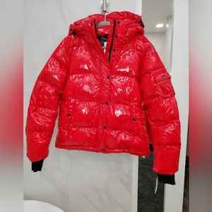 S13 down puffer jacket size Large in red laquer NWT